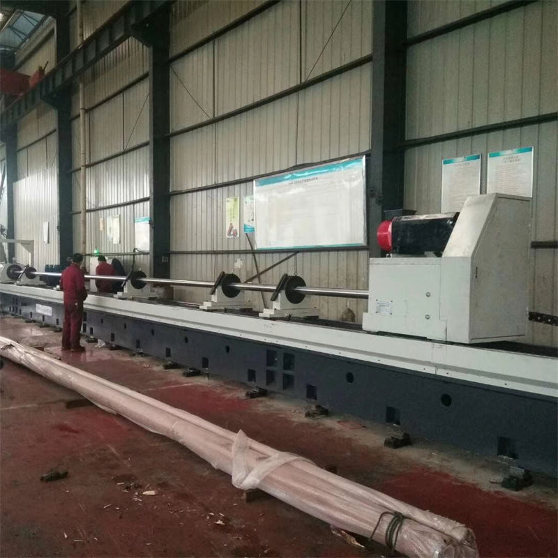 油圧シリンダー専用旋盤