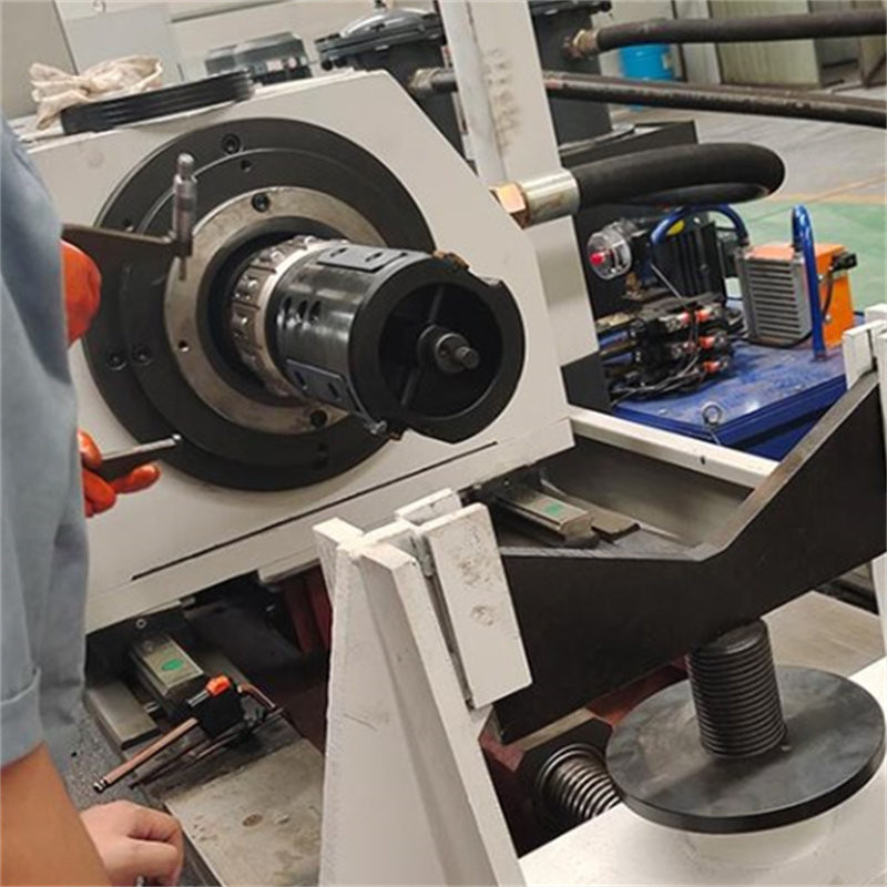 깊은 구멍 절단 헤드