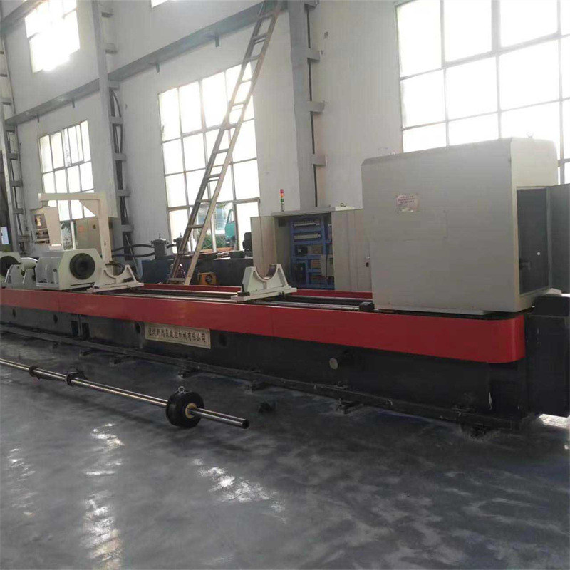 Станок с ЧПУ для глубоких отверстий