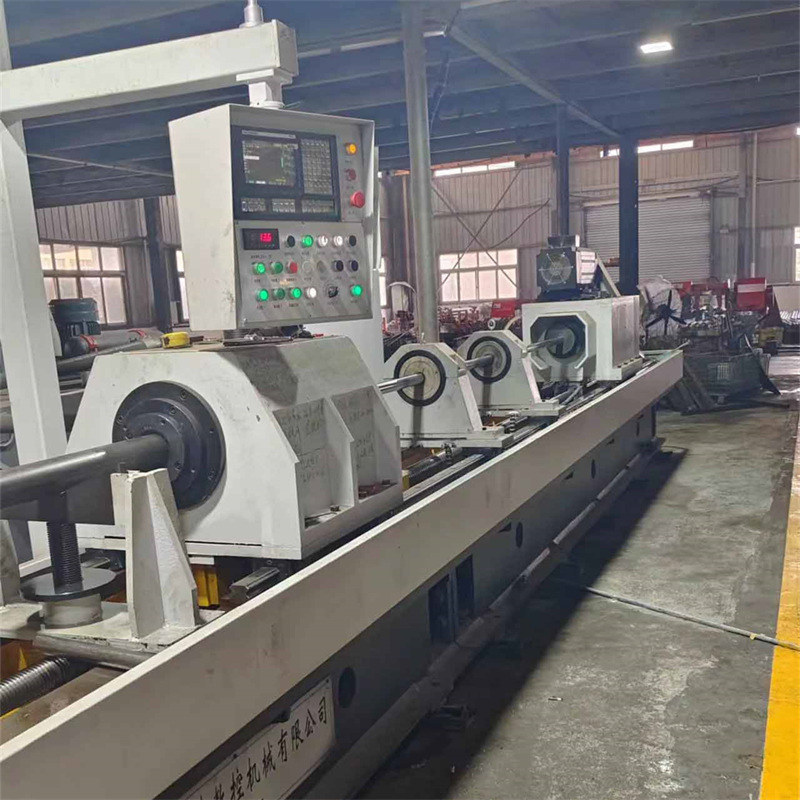 Cạo và cán đầu khoan