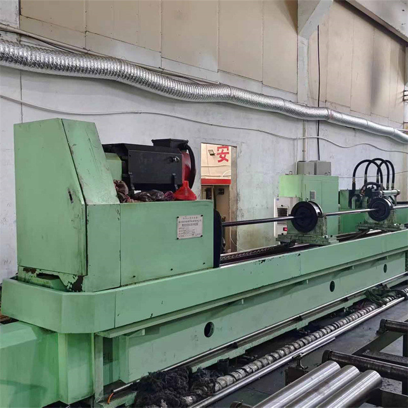 스크래핑 및 롤링 기계