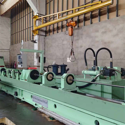 थ्री कोऑर्डिनेट गन ड्रिलिंग मशीन